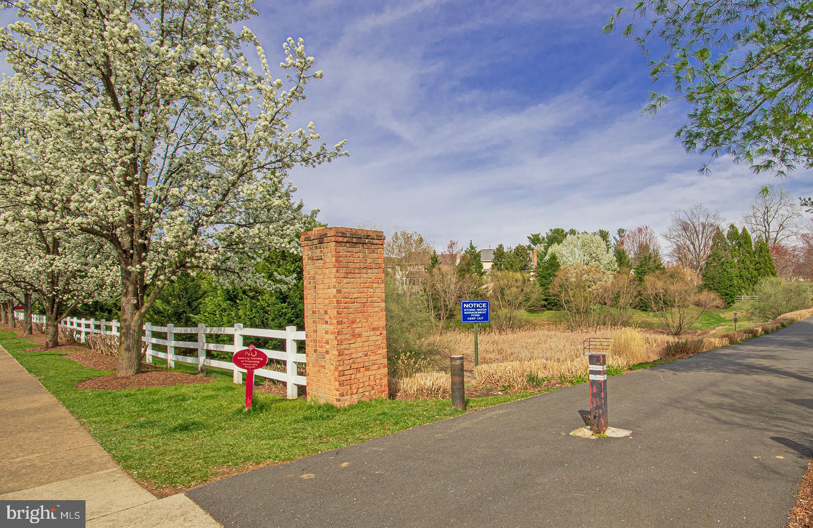 1319 Aldbury Way Reston, VA 20194 - Photo 12 of 78 more views