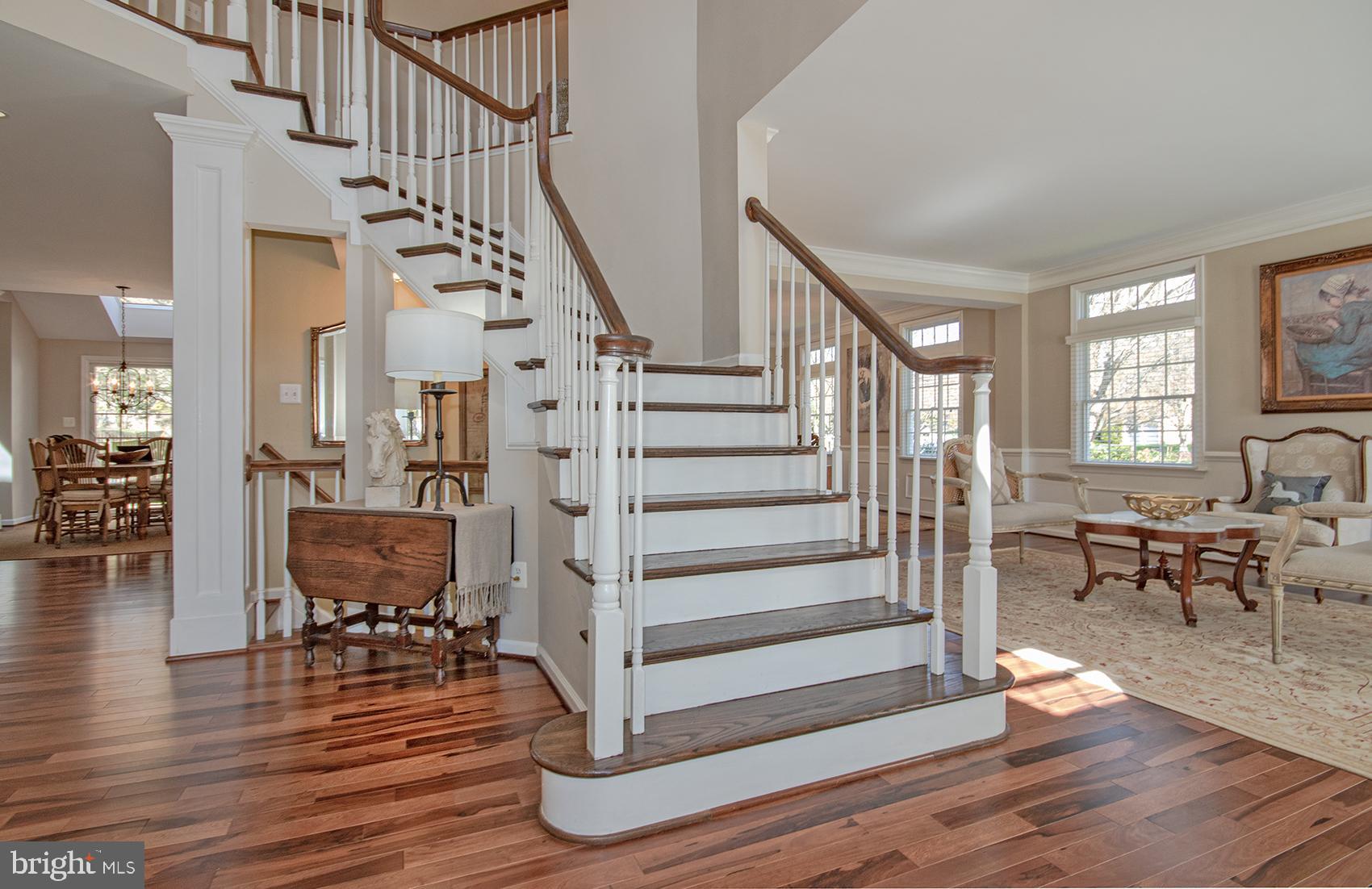1319 Aldbury Way Reston, VA 20194 - Photo 27 of 78 beautiful front staircase.