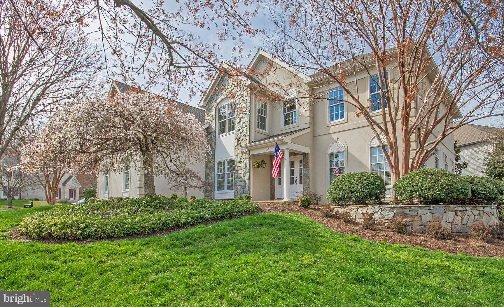 1319 Aldbury Way Reston, VA 20194 - Photo 4 of 78 beautiful hardscaping