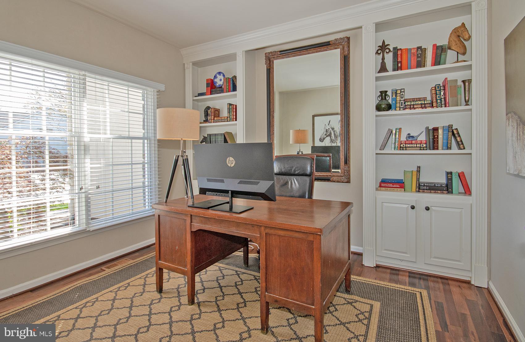 1319 Aldbury Way Reston, VA 20194 - Photo 30 of 78 office with built ins
