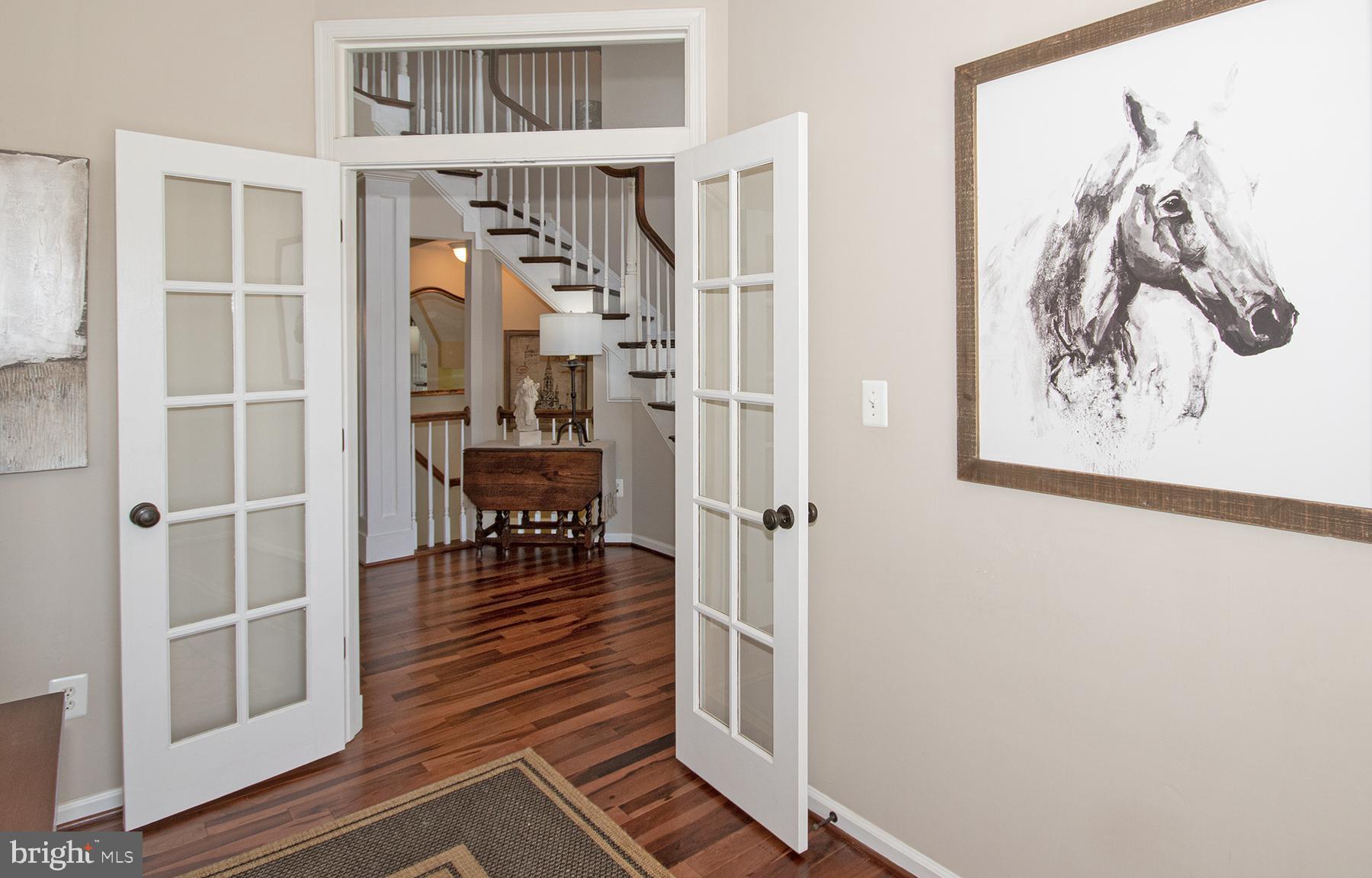 1319 Aldbury Way Reston, VA 20194 - Photo 32 of 78 office view