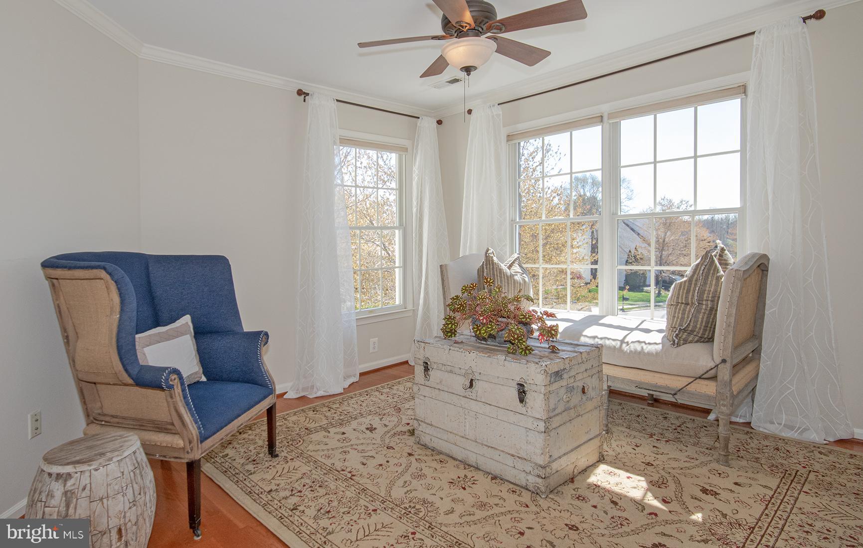 1319 Aldbury Way Reston, VA 20194 - Photo 39 of 78 master sitting view