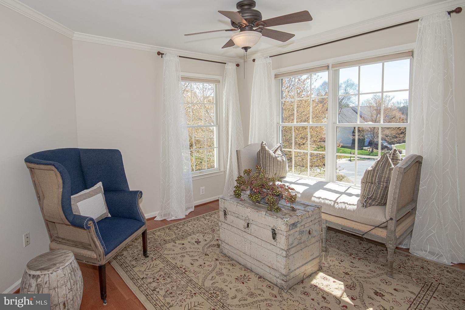 1319 Aldbury Way Reston, VA 20194 - Photo 41 of 78 expansive sitting room in Master suite