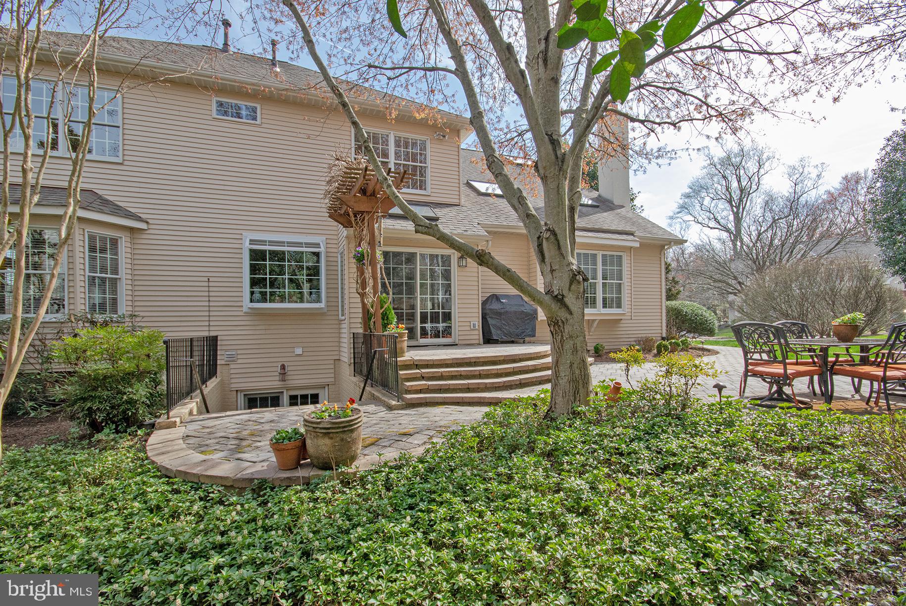 1319 Aldbury Way Reston, VA 20194 - Photo 10 of 78