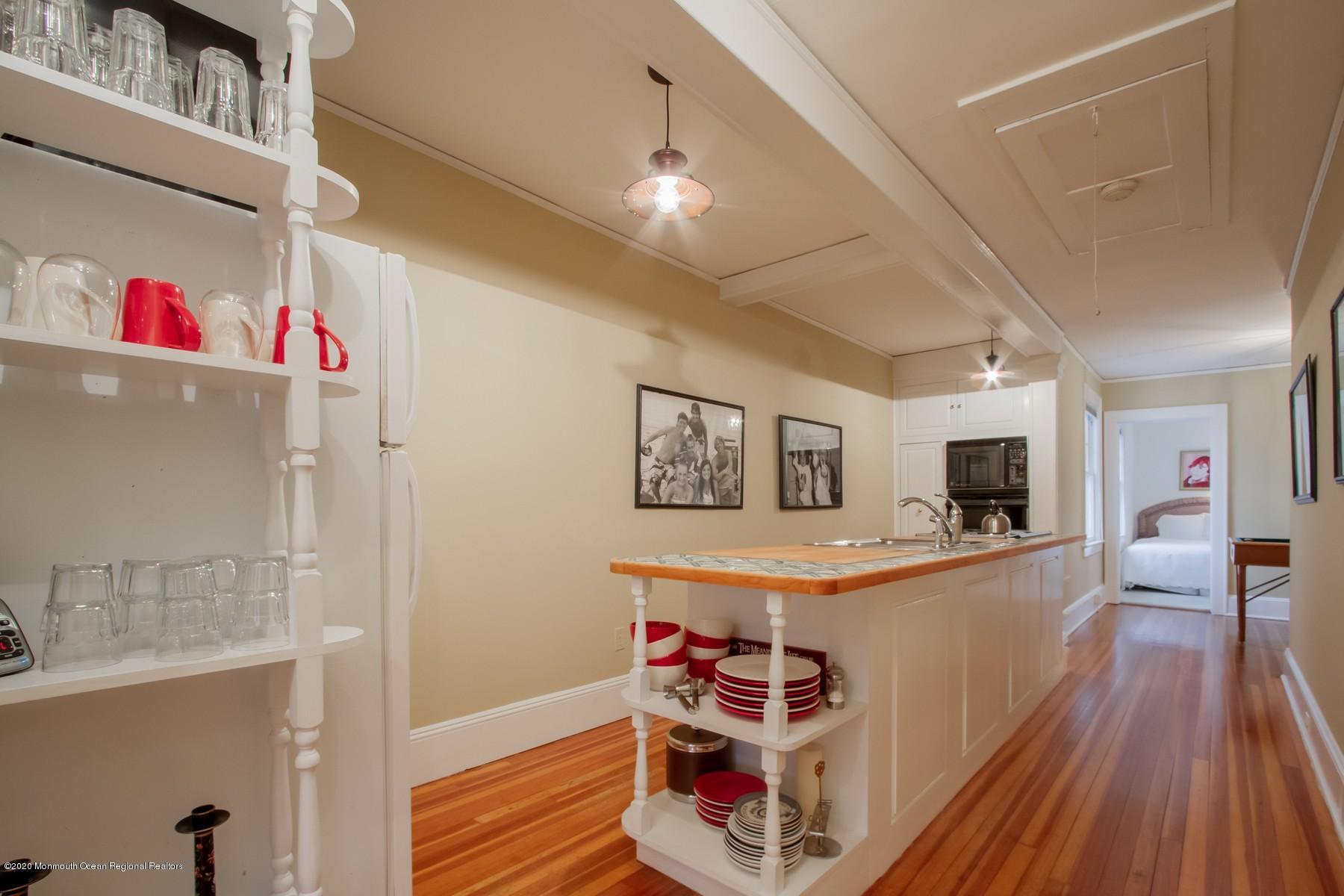 11 Conover Lane Rumson, NJ 07760 - Photo 40 of 55 Carriage House Kitchen