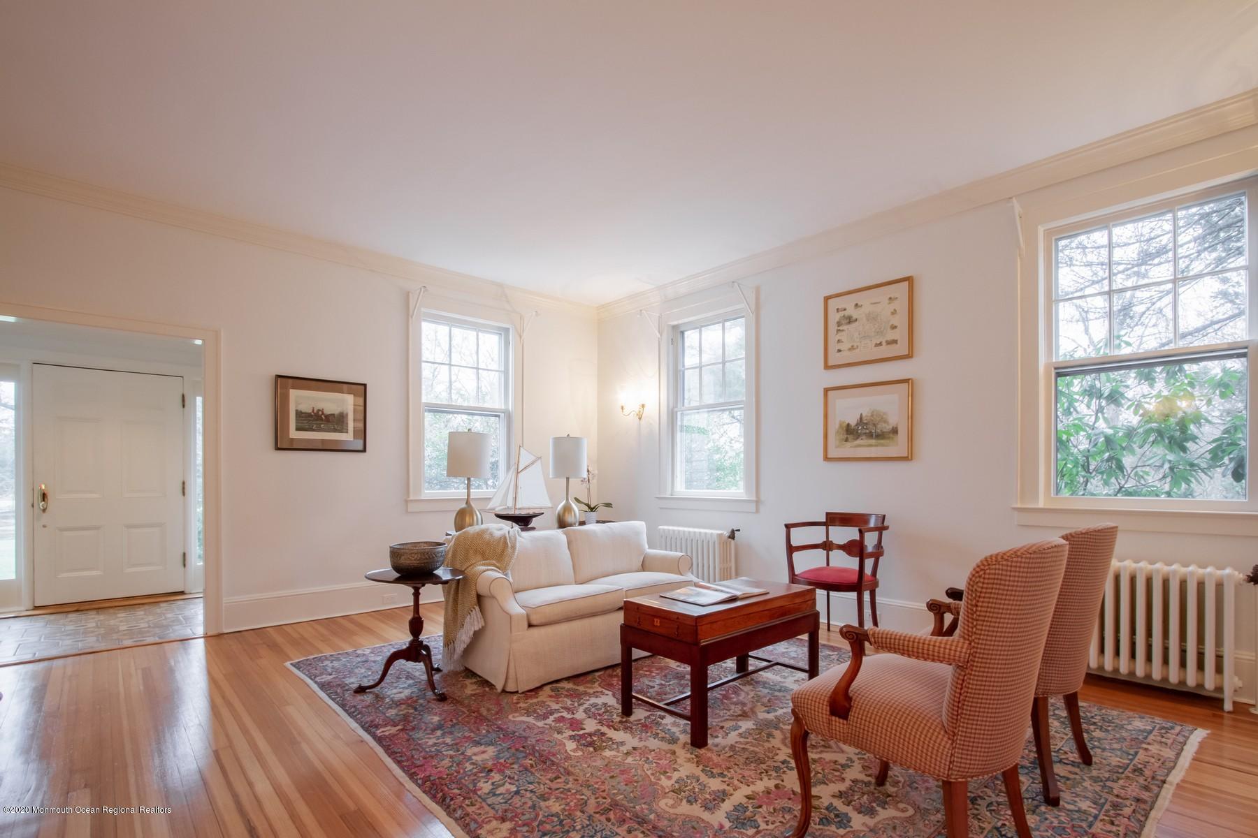 11 Conover Lane Rumson, NJ 07760 - Photo 10 of 55 Living Room