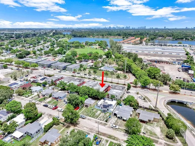 $2,100 | 14180 Northwest 22nd Avenue, Unit 4, Opa-Locka, FL 33054