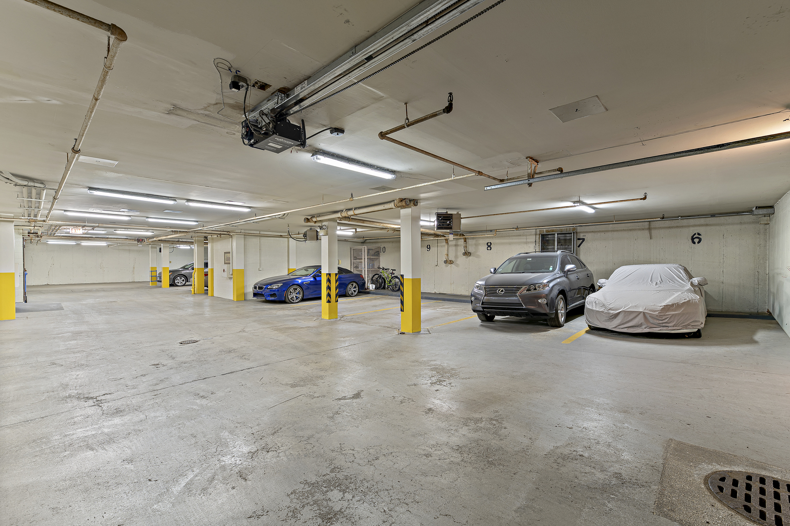 1000 Deerfield Road, Unit 101 Highland Park, IL 60035 - Photo 18 of 19 a view of parking area