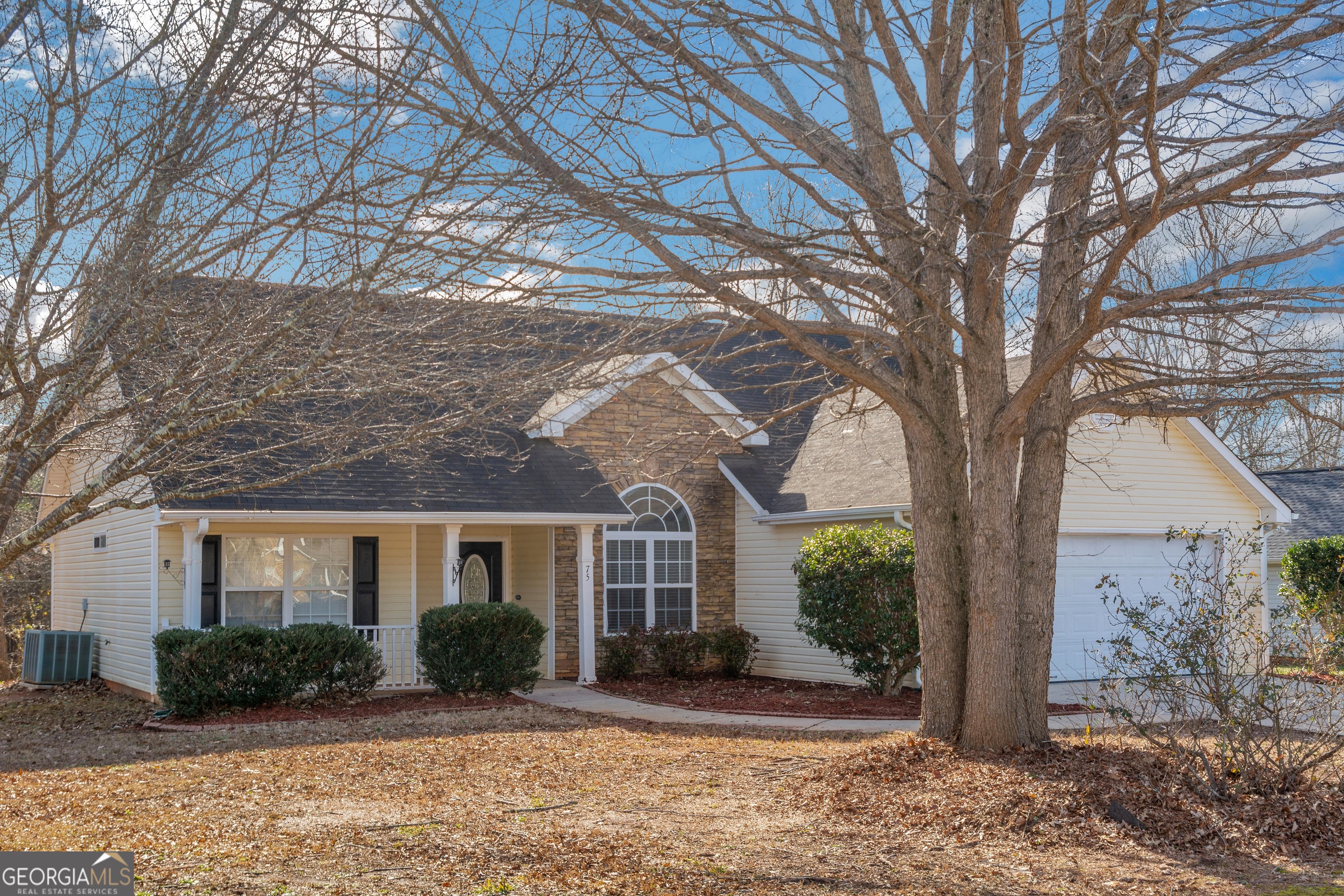 75 Heatherstone Way Covington, GA 30016 - Photo 2 of 33