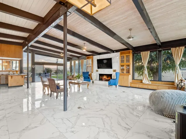 $1,585,000 | 31204 Sierra Drive, Exeter, CA 93221