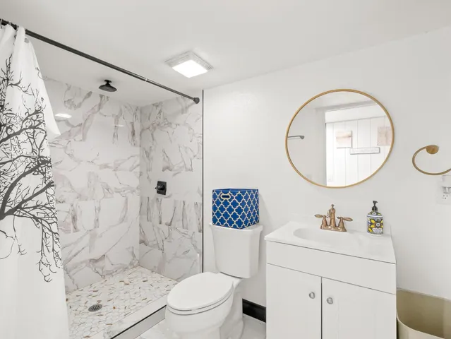 $1,585,000 | 31204 Sierra Drive, Exeter, CA 93221