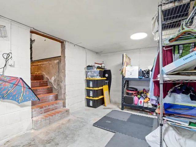 $1,585,000 | 31204 Sierra Drive, Exeter, CA 93221