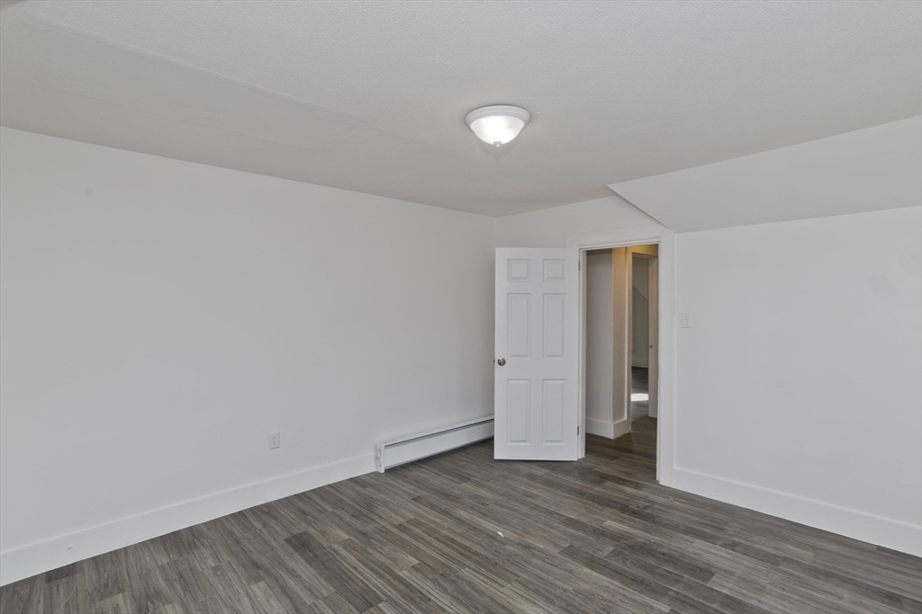 26 Huntington Street Springfield, MA 01107 - Photo 22 of 27