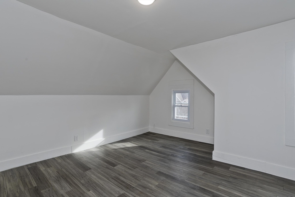 26 Huntington Street Springfield, MA 01107 - Photo 24 of 27