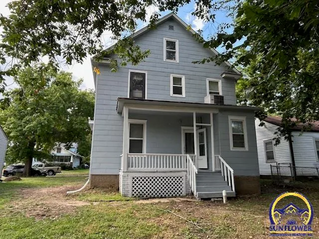 $149,950 | 734 Southwest Lindenwood Avenue, Topeka, KS 66606