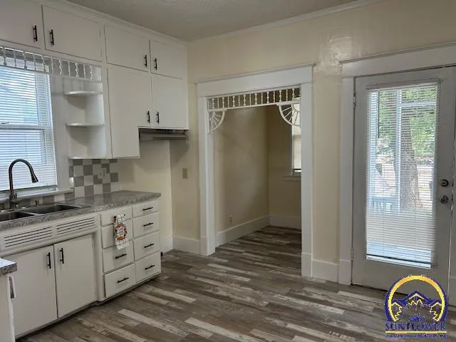 $149,950 | 734 Southwest Lindenwood Avenue, Topeka, KS 66606