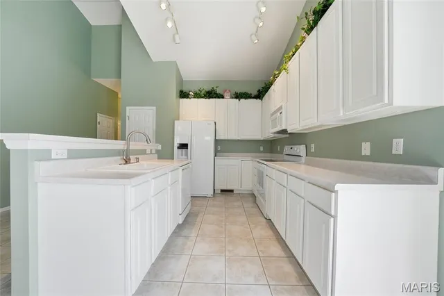 $325,000 | 568 Hilltop Townes Drive, Eureka, MO 63025