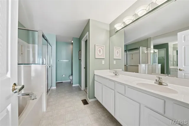 $325,000 | 568 Hilltop Townes Drive, Eureka, MO 63025