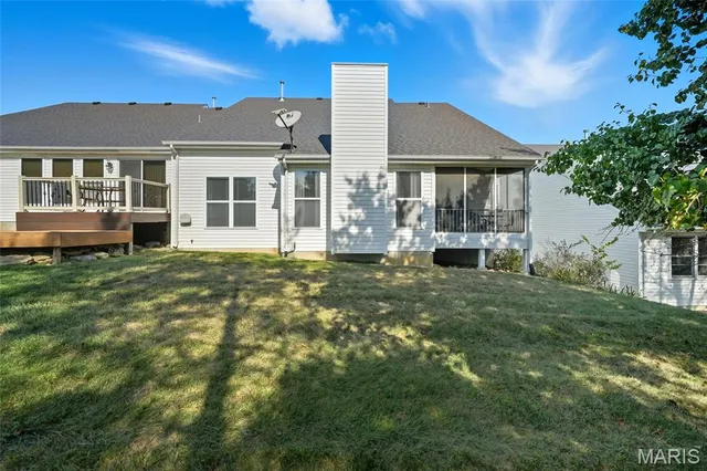 $325,000 | 568 Hilltop Townes Drive, Eureka, MO 63025