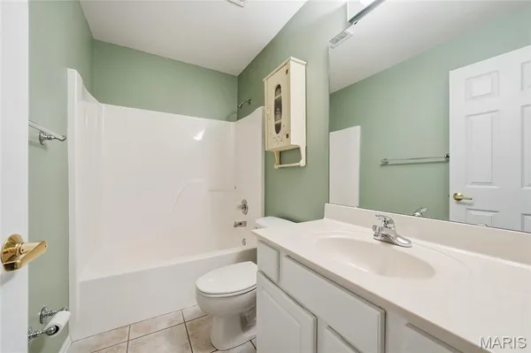 $305,000 | 568 Hilltop Townes Drive, Eureka, MO 63025