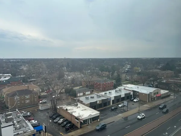 $99,500 | 7234 West North Avenue, Unit 1113, Elmwood Park, IL 60707