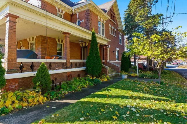 $430,000 | 2716 Bethel Boulevard, Zion, IL 60099