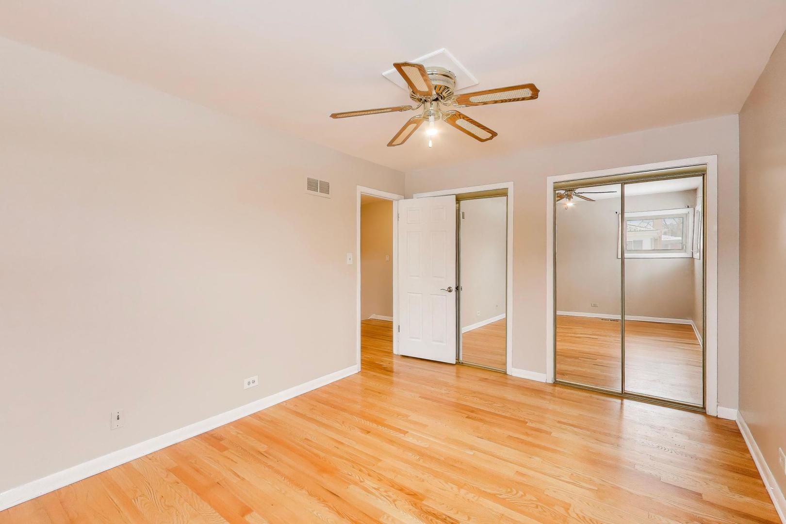 9416 Oliphant Avenue Morton Grove, IL 60053 - Photo 11 of 27 a view of an empty room