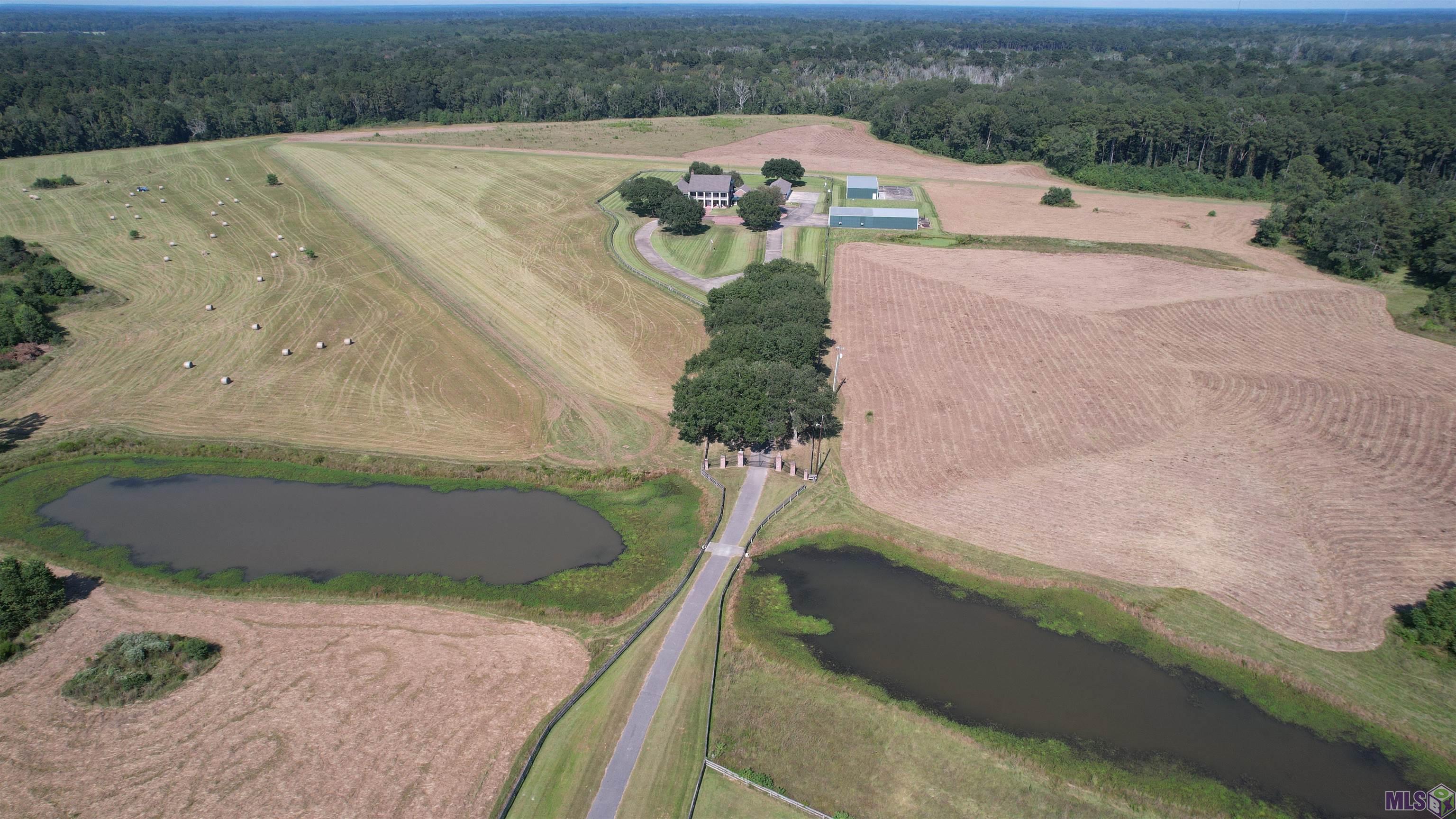 13251 Greenwell Springs Port Hudson Road Central, LA 70770 - Photo 2 of 34