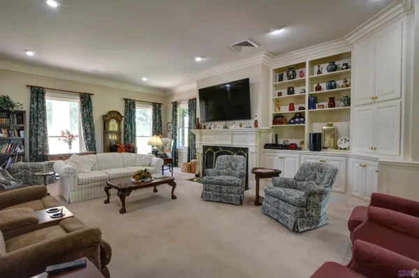 $2,500,000 | 13251 Greenwell Springs Port Hudson Road, Central, LA 70770