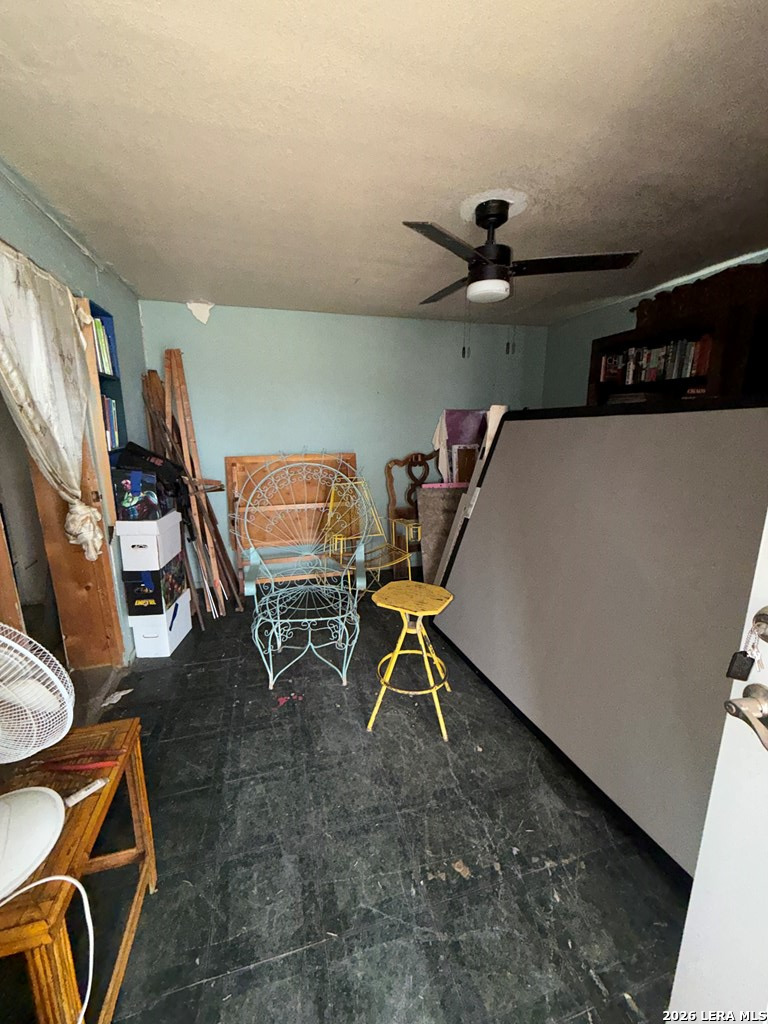 3148 Leonel Street Eagle Pass, TX 78852 - Photo 12 of 18 a living room with furniture