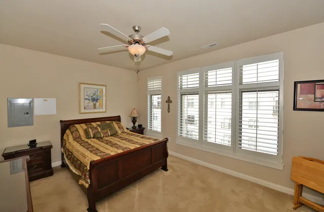 $235,000 | 141 Main Street, Unit 429, Racine, WI 53403