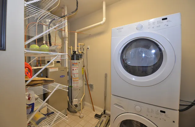 $235,000 | 141 Main Street, Unit 429, Racine, WI 53403