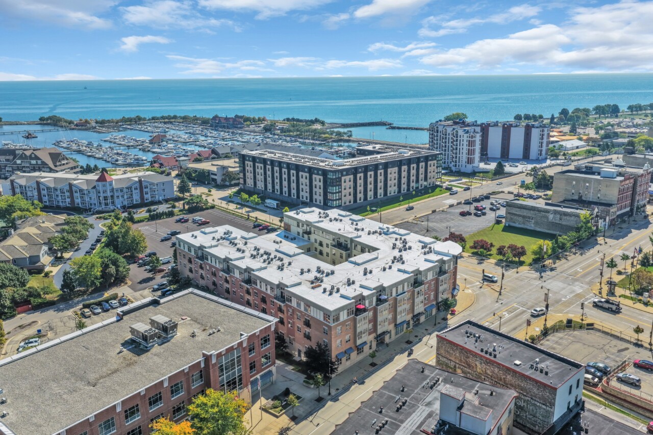 141 Main Street, Unit 429 Racine, WI 53403 - Photo 3 of 38 Looking SE