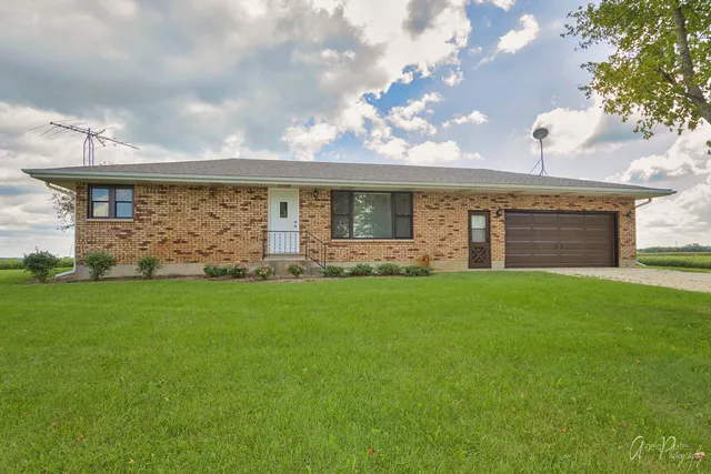 $1,850 | 8310 East Coral Road, Union, IL 60180