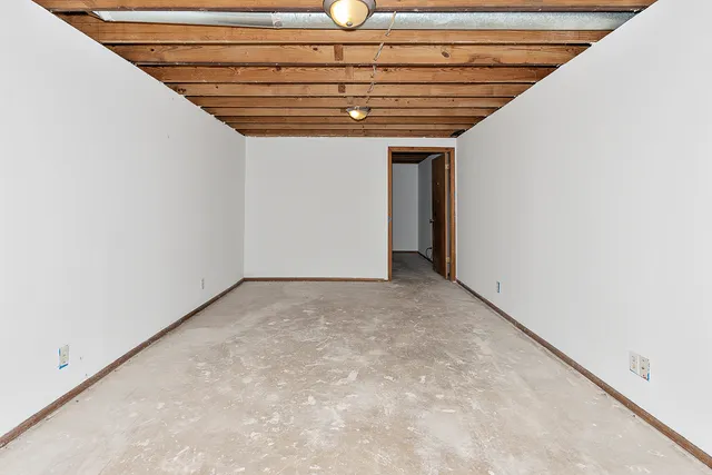 $1,850 | 8310 East Coral Road, Union, IL 60180