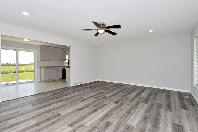 $1,850 | 8310 East Coral Road, Union, IL 60180