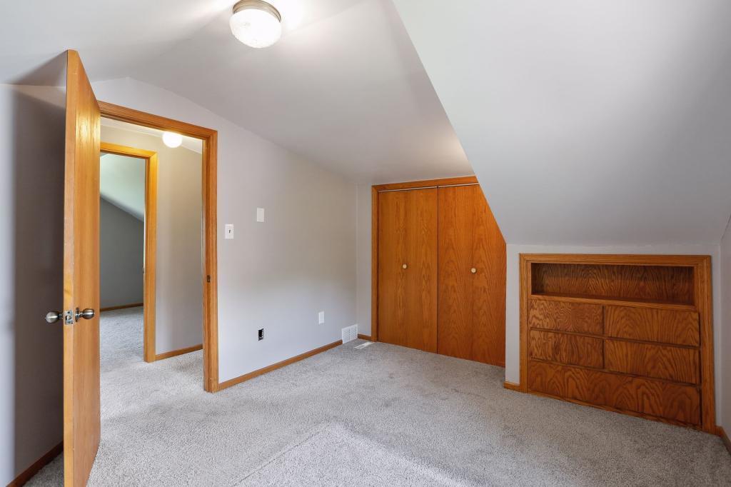 1425 Ruth Street North St. Paul, MN 55119 - Photo 15 of 23