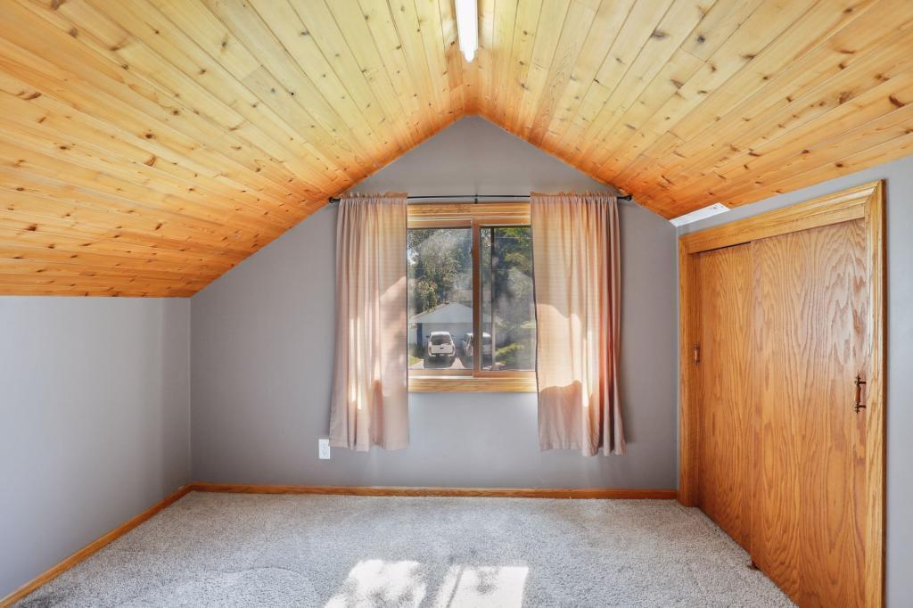 1425 Ruth Street North St. Paul, MN 55119 - Photo 18 of 23