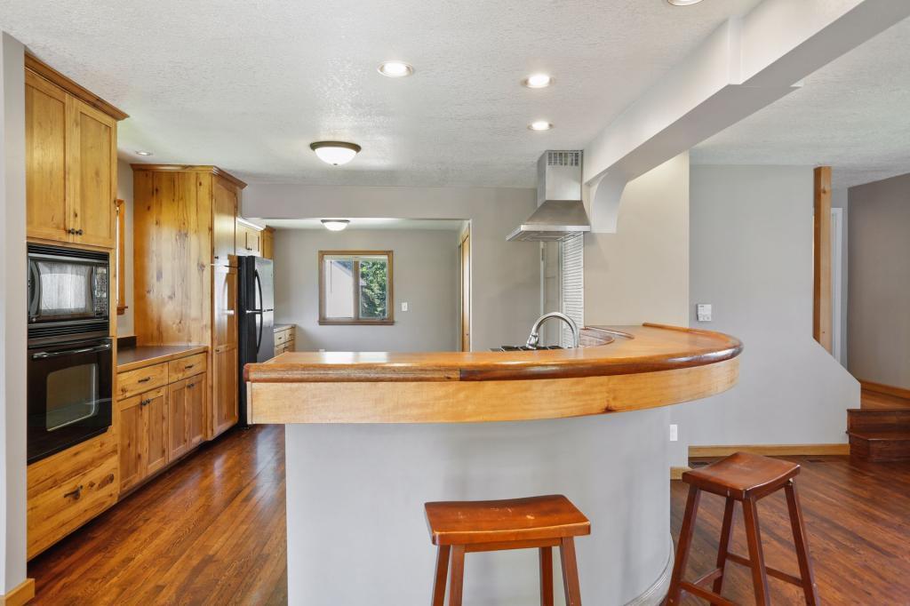 1425 Ruth Street North St. Paul, MN 55119 - Photo 8 of 23