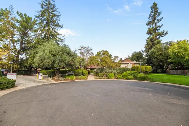 $988,888 | 1070 Mercedes Avenue, Unit 24, Los Altos, CA 94022
