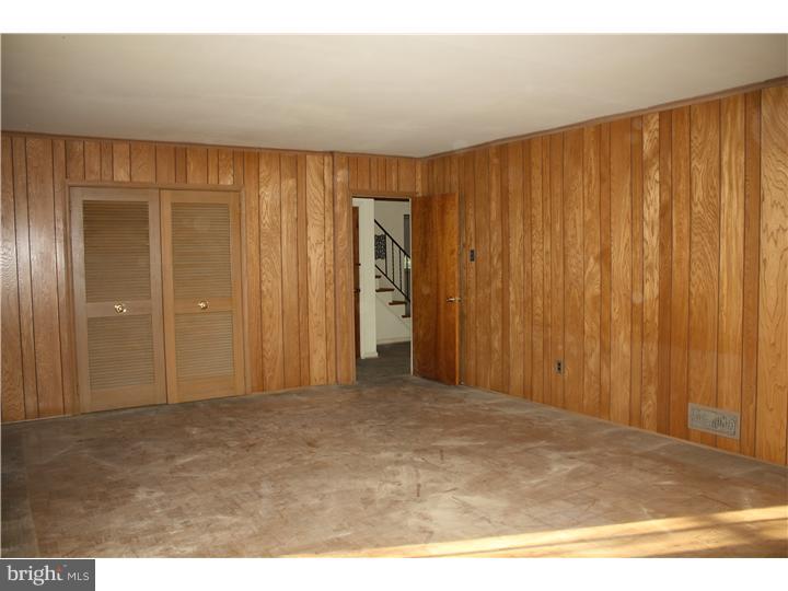 1170 Somers Drive Huntingdon Valley, PA 19006 - Photo 15 of 25 Family Room