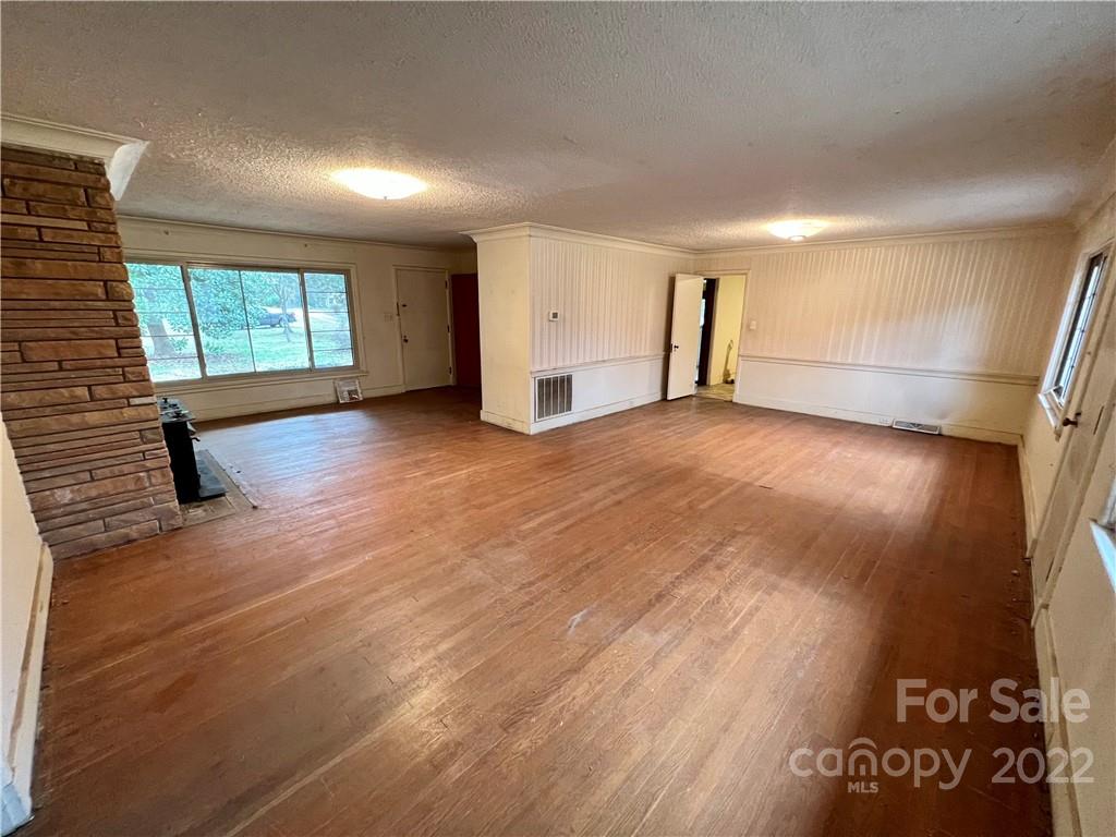 456 Sullivan Road Statesville, NC 28677 - Photo 13 of 32 Gallery Image 13