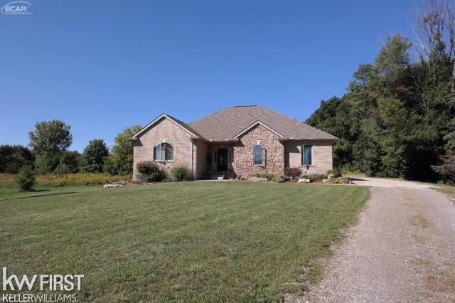 15256 Hogan Road Linden, MI 48451 - Photo 51 of 53 21214872-50.JPG