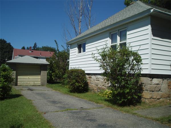 25 Baltic Road Worcester, MA 01607 - Photo 3 of 14 Gallery Image 3
