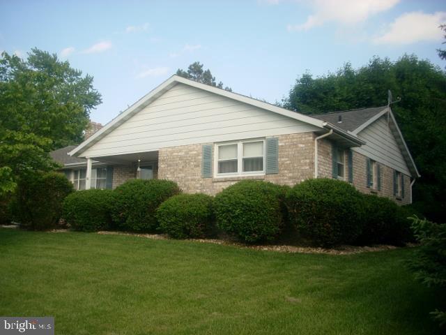 705 Chambers Road York, PA 17402 - Photo 3 of 36 Gallery Image 3