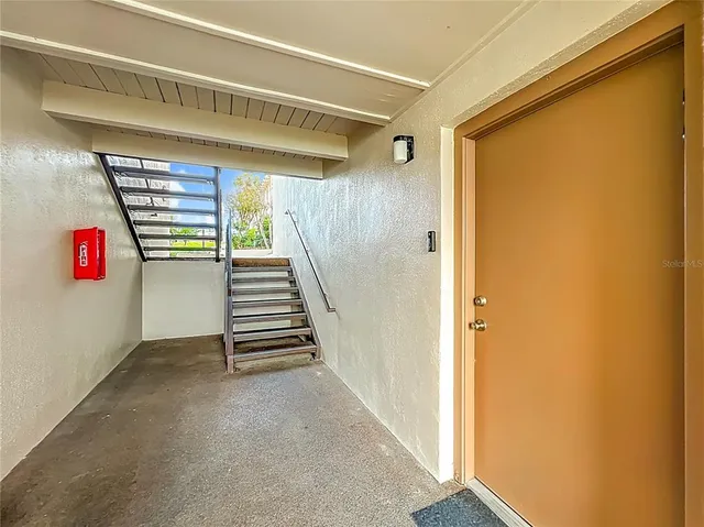 $129,000 | 582 Orange Drive, Unit 100, Altamonte Springs, FL 32701