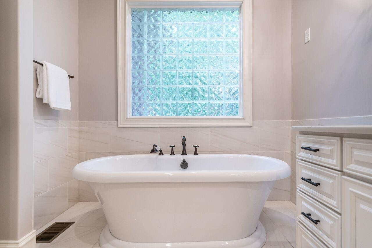1715 Nottingham Road Raleigh, NC 27607 - Photo 19 of 35 Photo 19