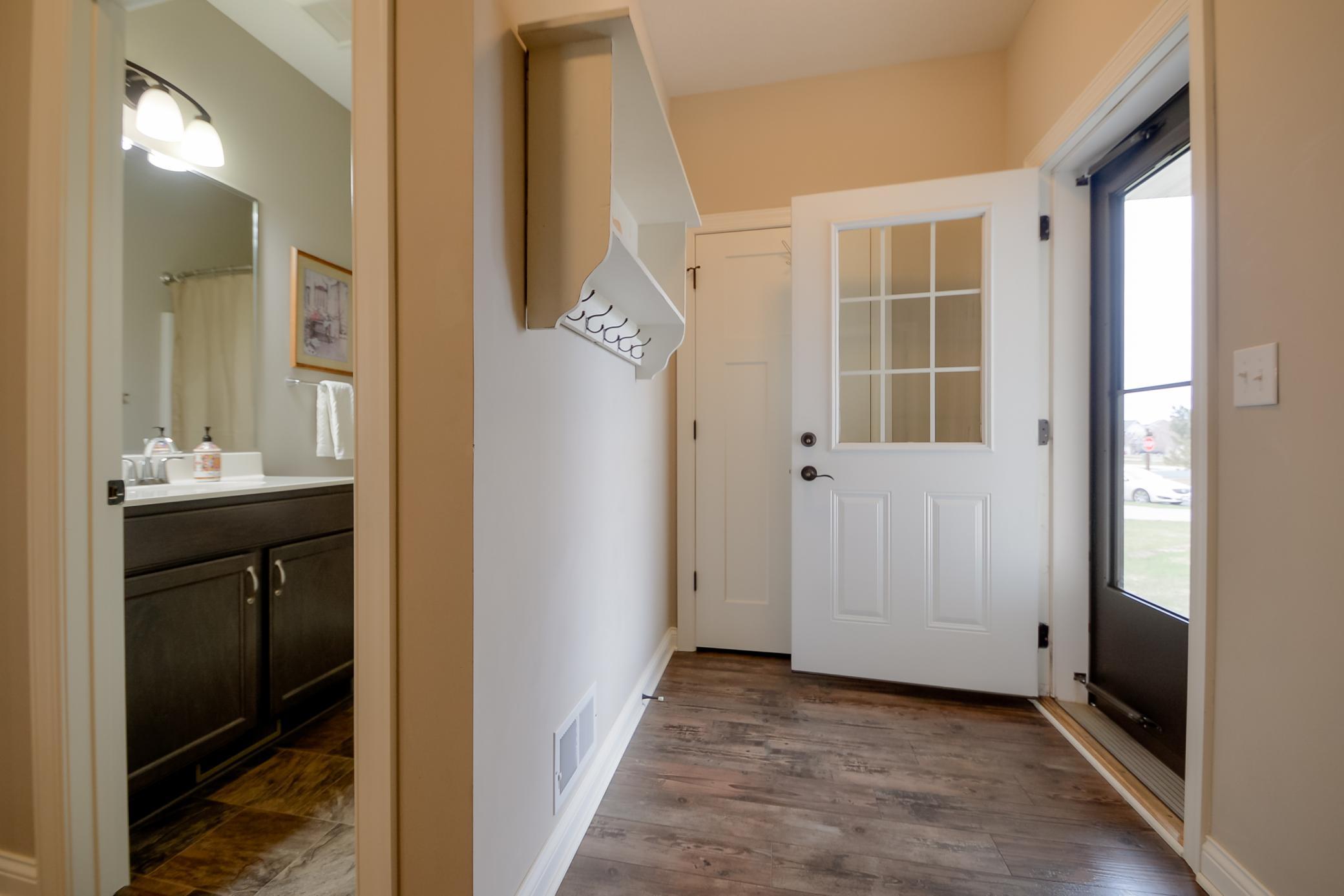 5404 Cinnamon Point Mayer, MN 55360 - Photo 6 of 72