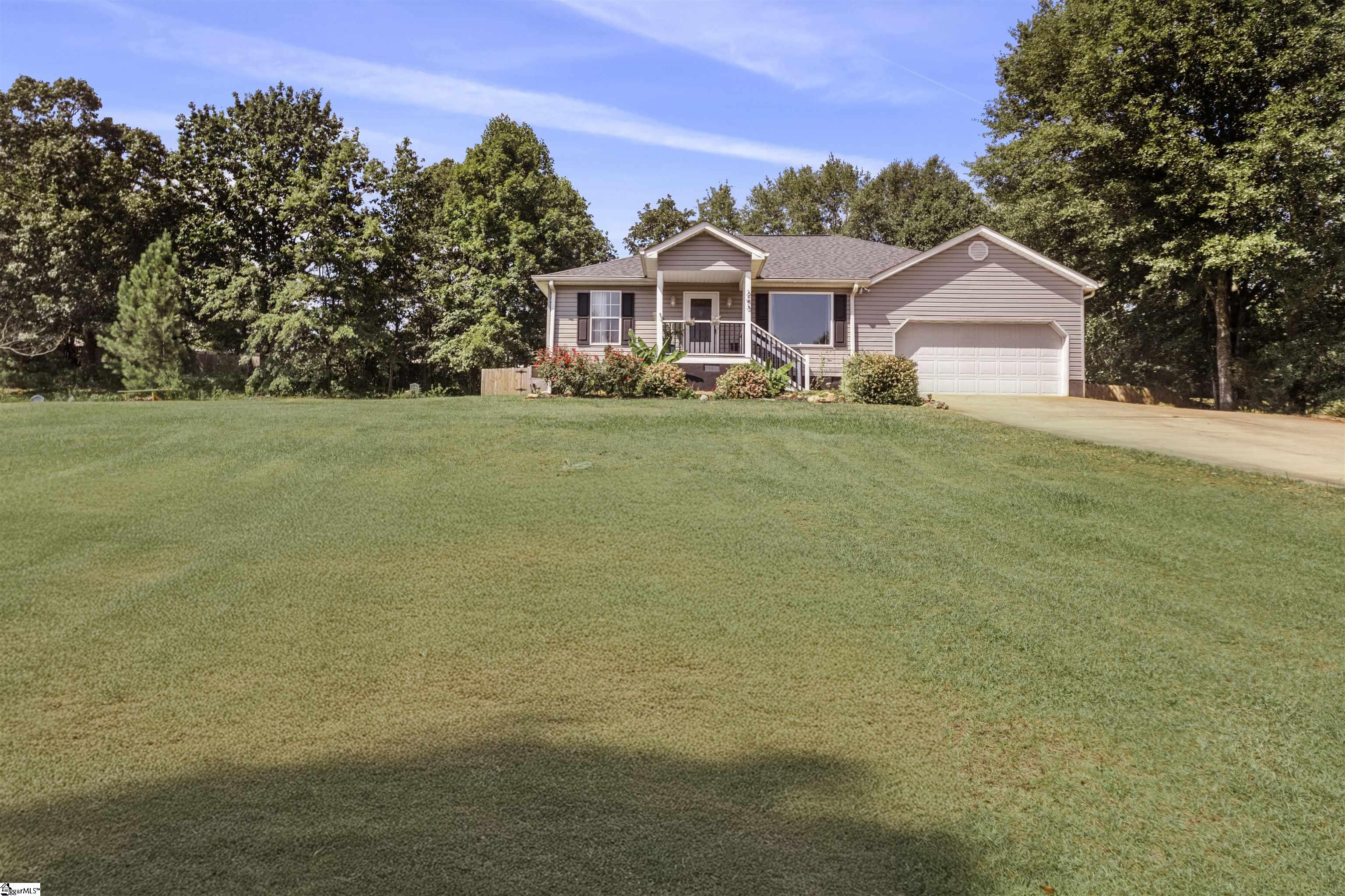 243 Hallmark Circle Easley, SC 29640 - Photo 35 of 36 Gallery Image 35