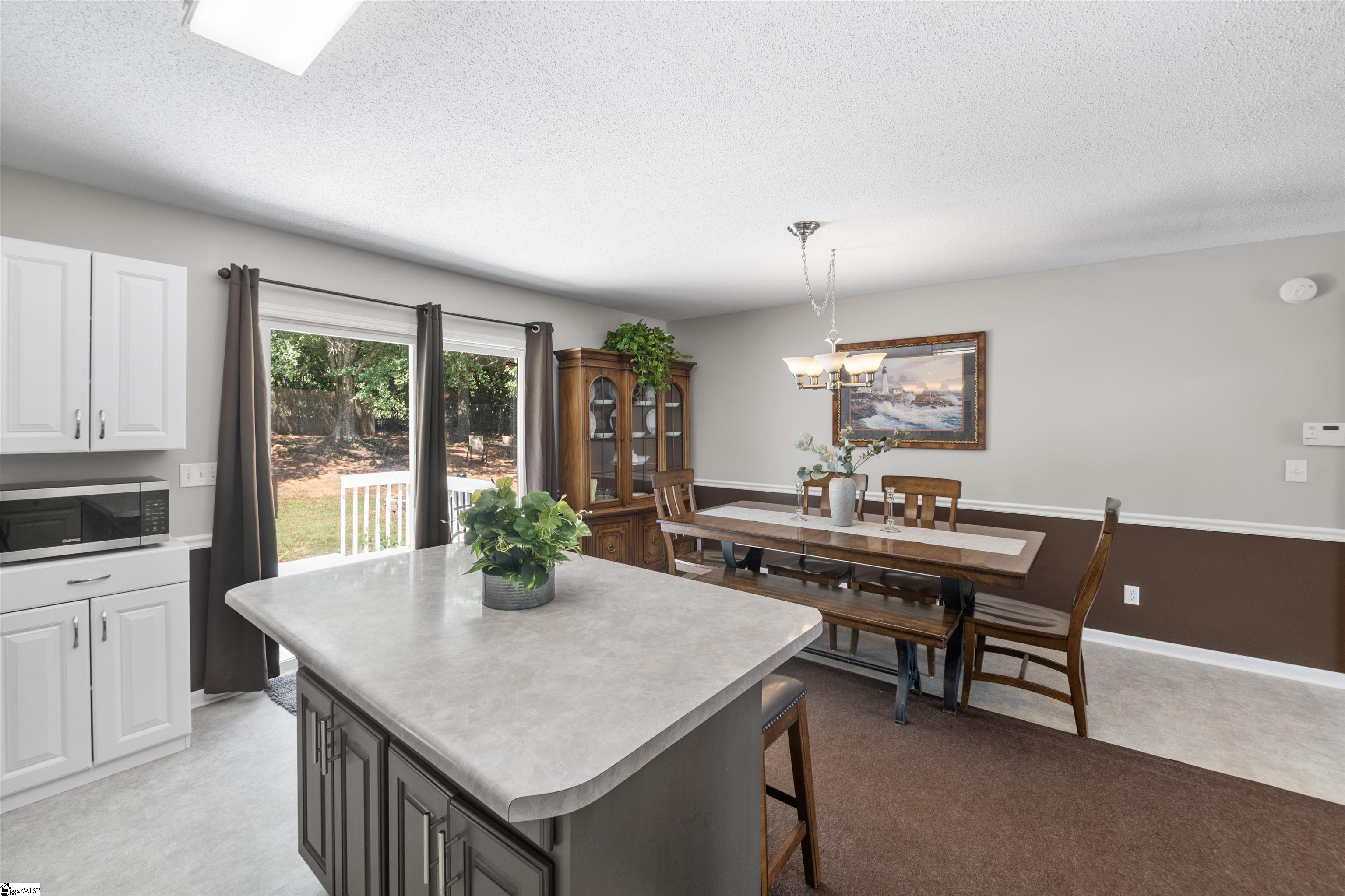 243 Hallmark Circle Easley, SC 29640 - Photo 10 of 36 Gallery Image 10